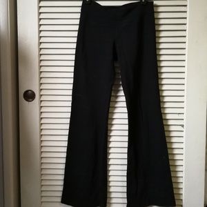Lululemon yoga pants